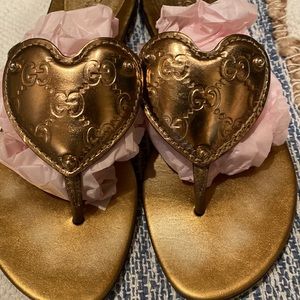 GUCCI SANDALS HEART WITH LOGO